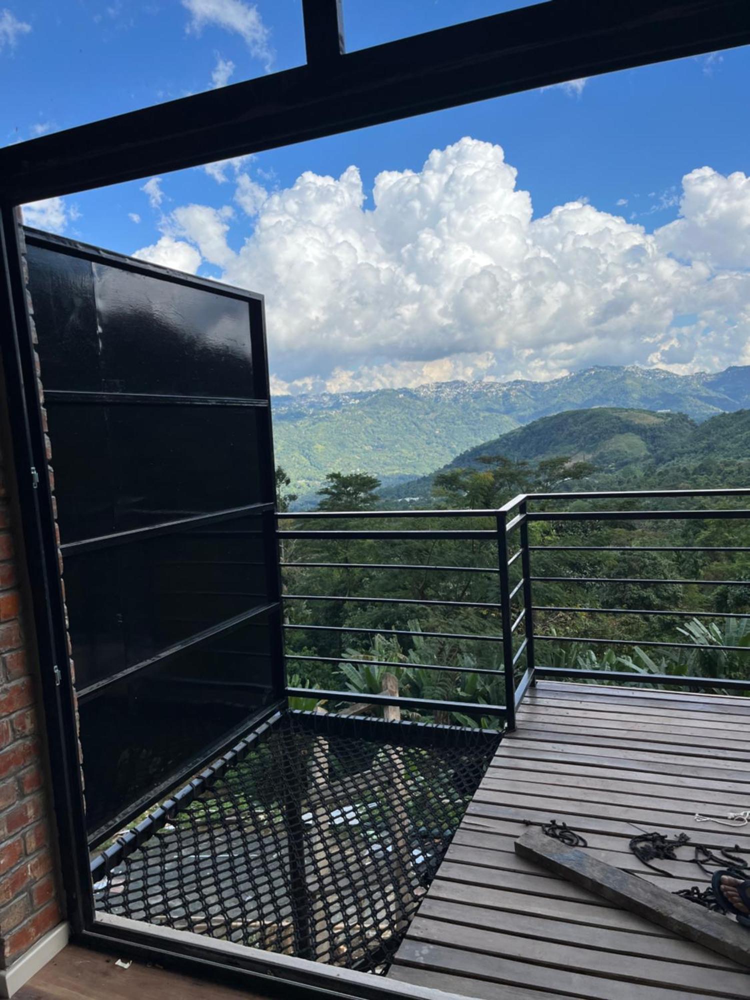 Hotel Cave Hill By Ferns Āīzawl Exterior foto