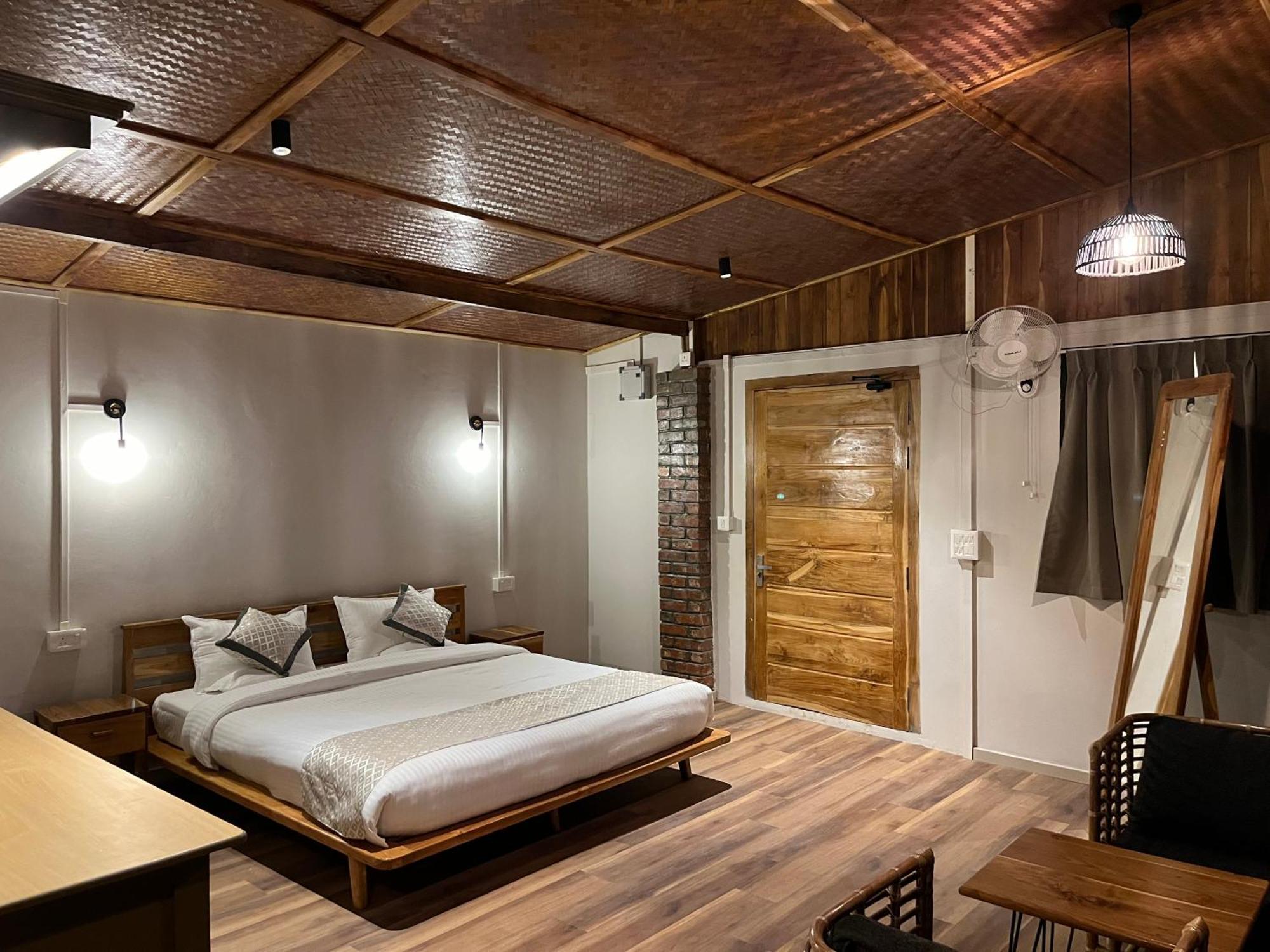 Hotel Cave Hill By Ferns Āīzawl Exterior foto